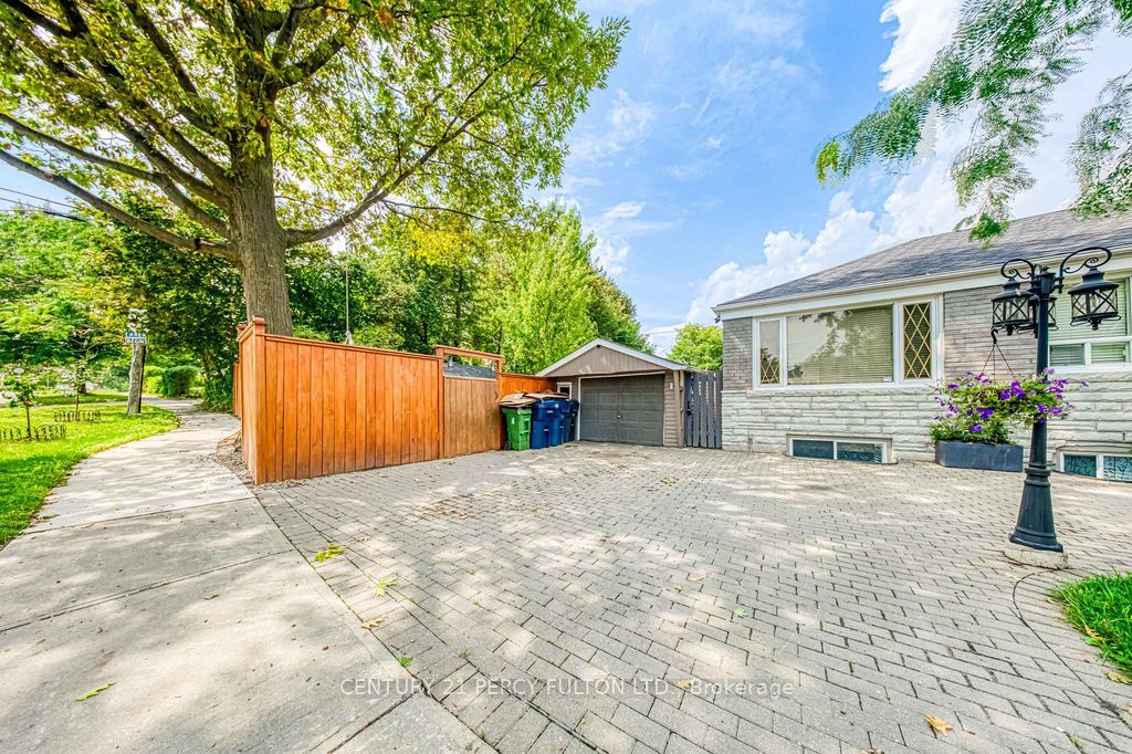 Unit Bsmt - 36 Merryfield Drive, Scarborough 3