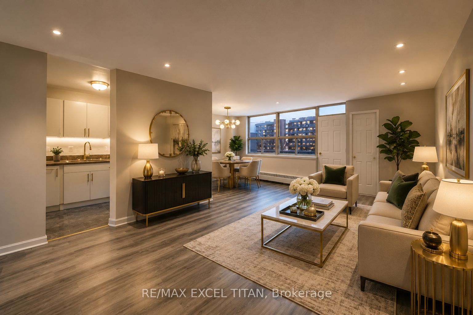 Unit 402 - 165 Cosburn Avenue, Toronto 2