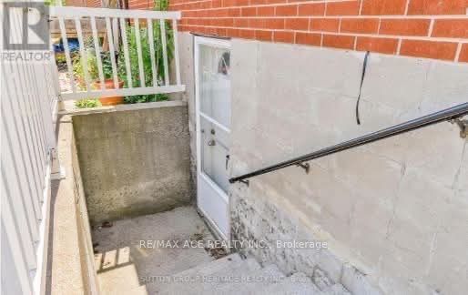 Unit Bsmt - 127 Poplar Road, Scarborough 3