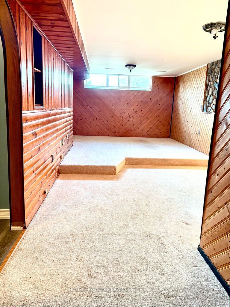 Unit Bsmt - 868 Chapleau Drive, Pickering 4