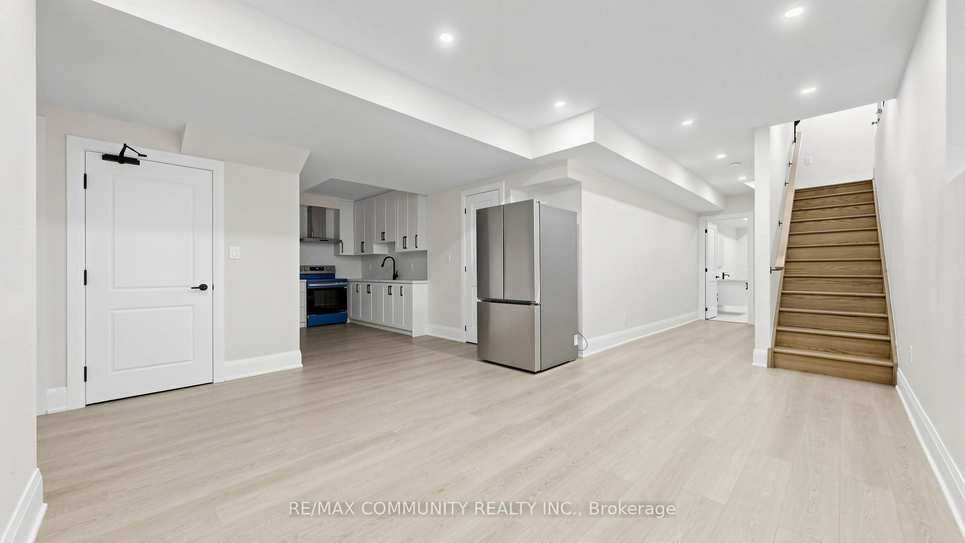 Unit Basement - 1544 Honey Locust Place, Pickering 4