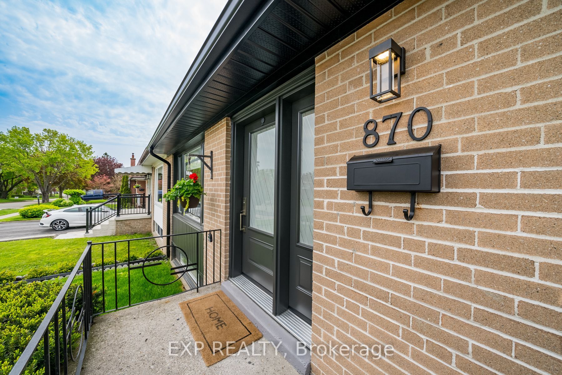 870 Modlin Road, Pickering 4
