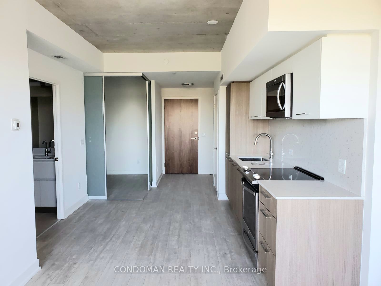 Unit 926 - 30 Baseball Place, Toronto 3