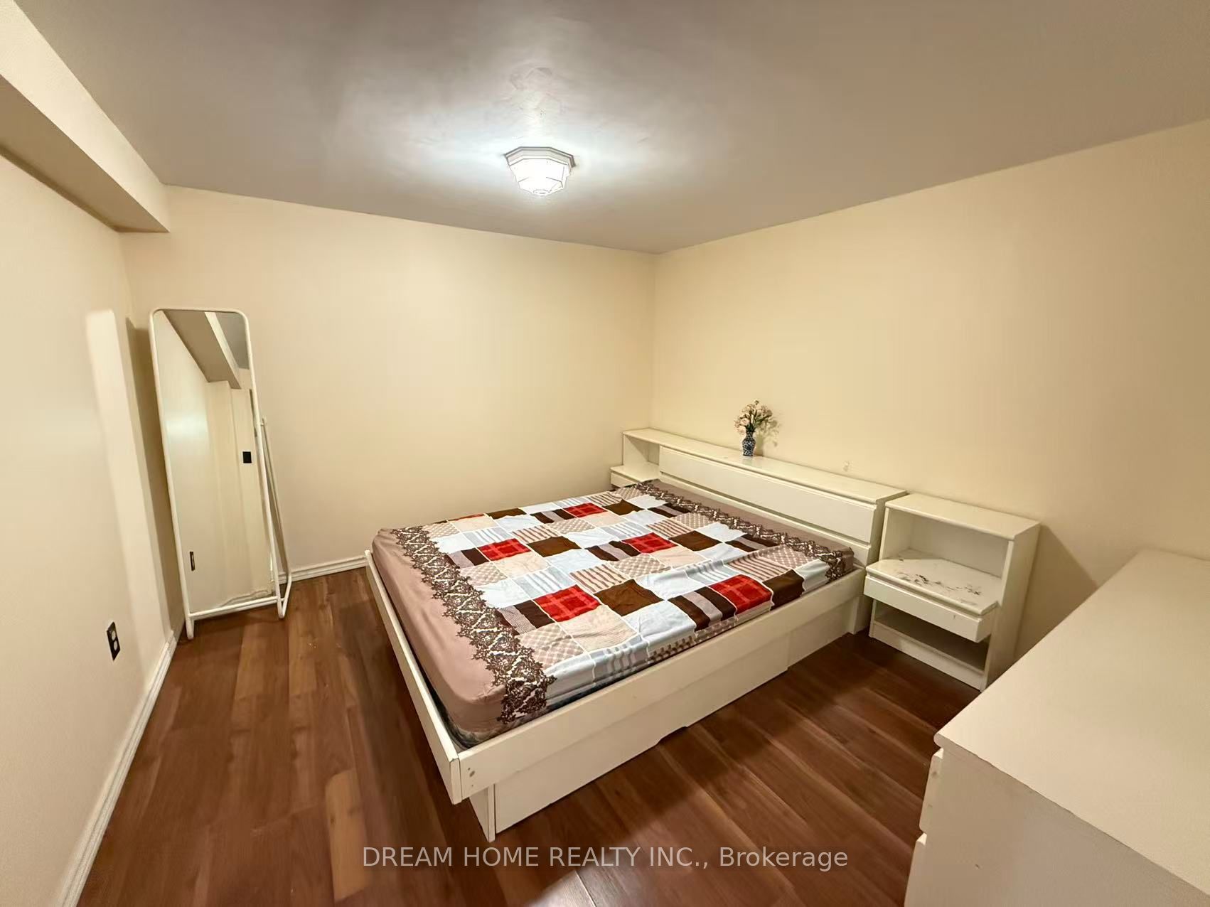 92 Rainier Square, Scarborough 5