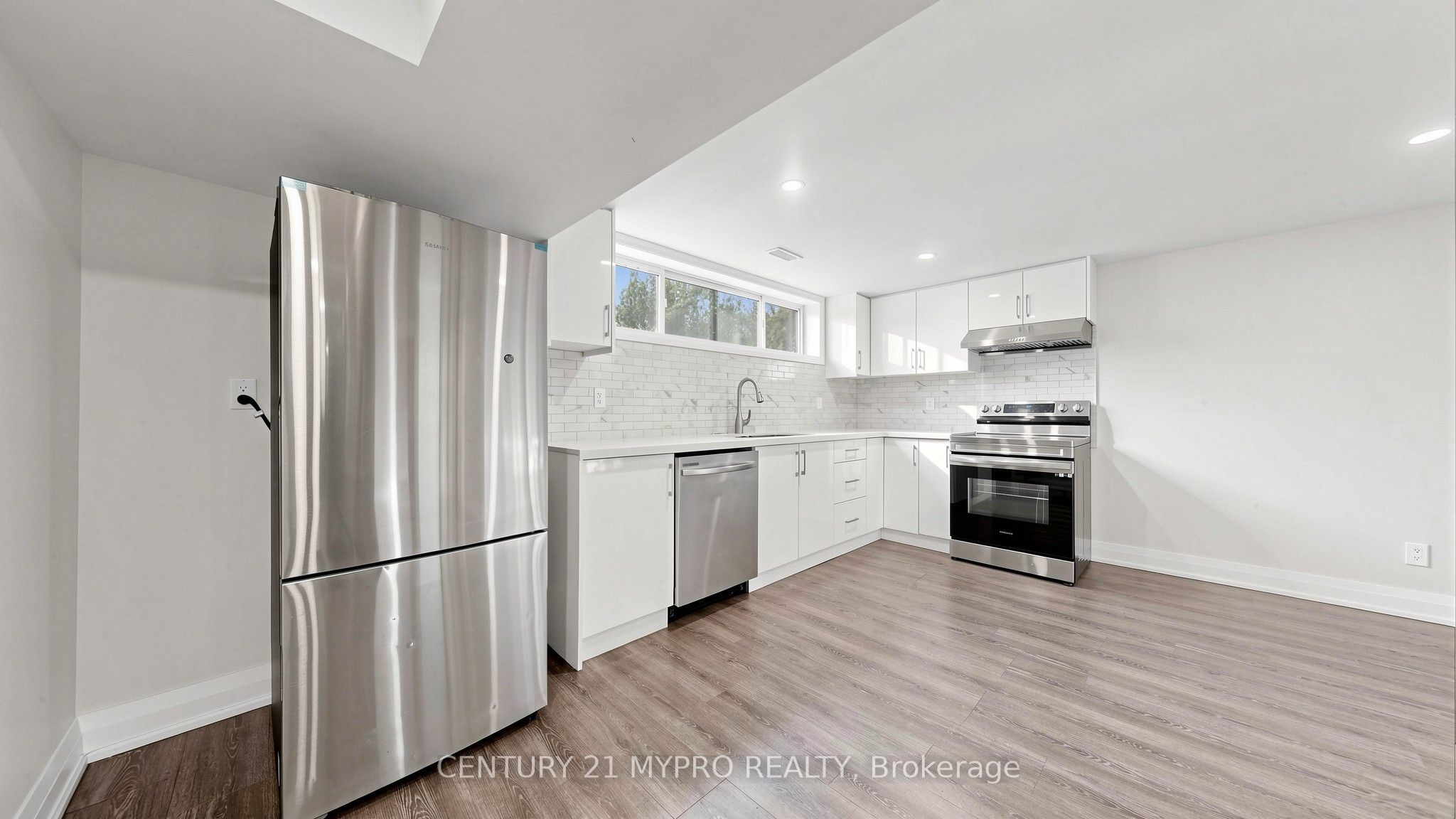 Unit Bsmnt - 45 Tordale Crescent, Scarborough 3