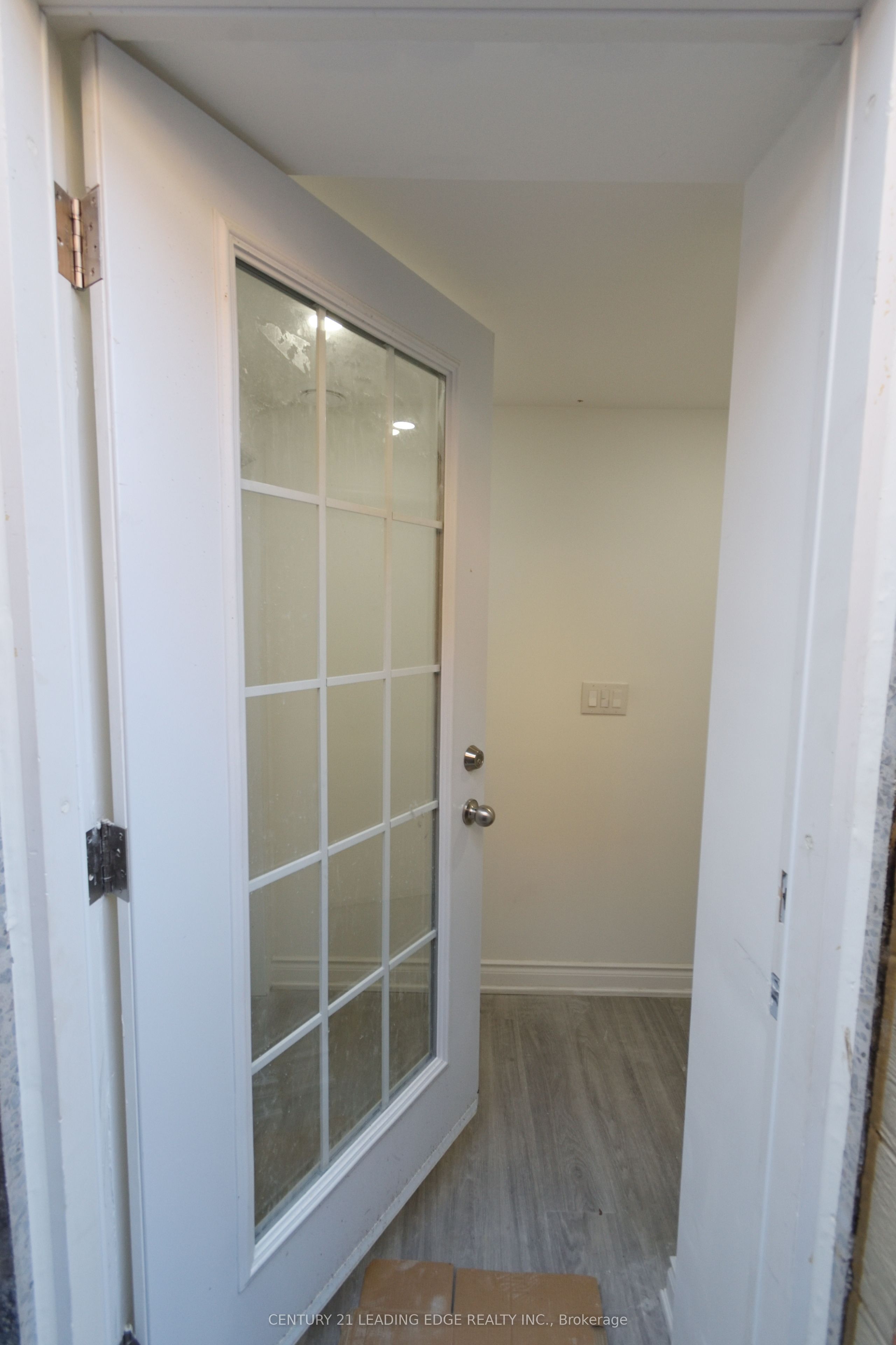 Unit Bsmt - 45 Lofthouse Drive, Whitby 5