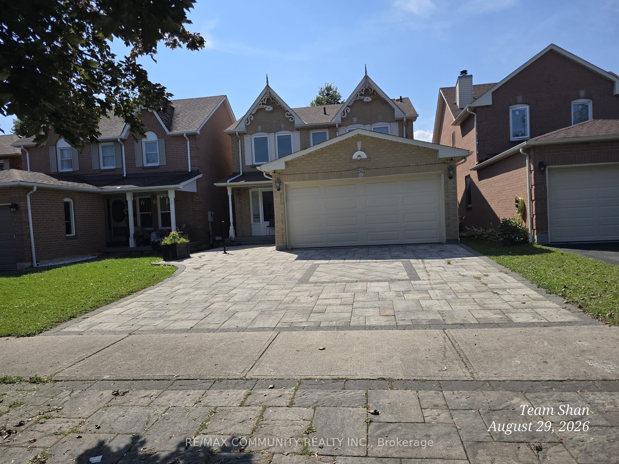 Unit Main - 52 Noake Crescent, Ajax 2