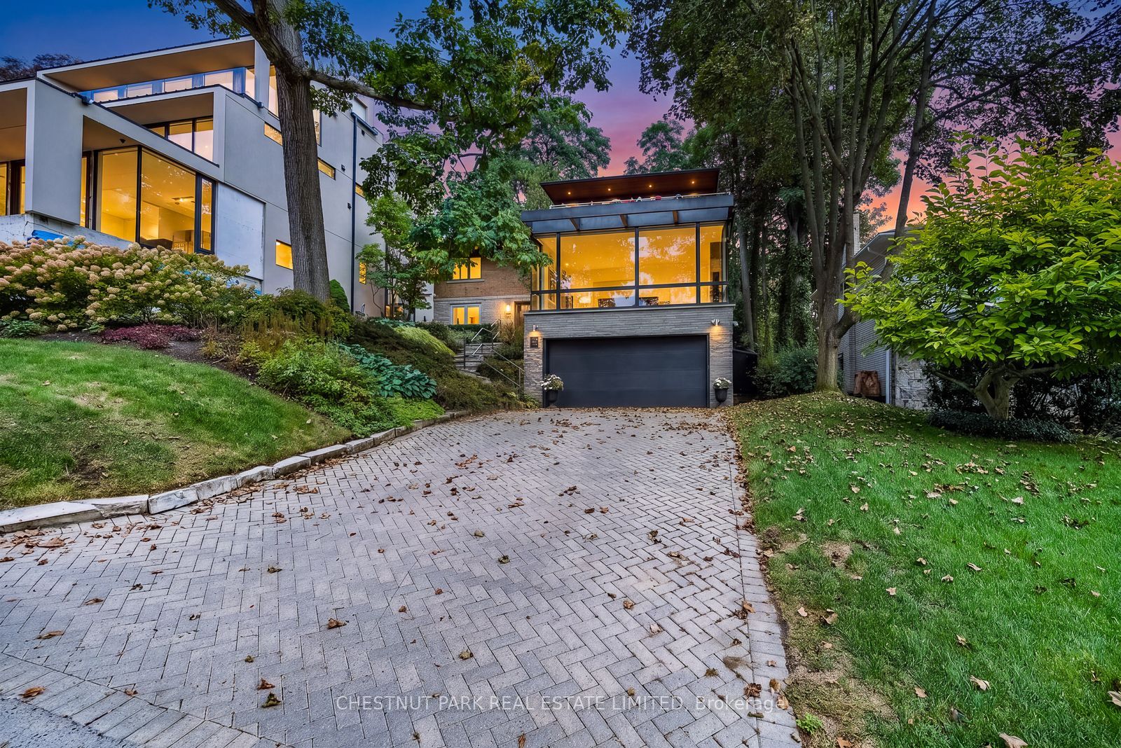 16 Fallingbrook Wood, Scarborough 2
