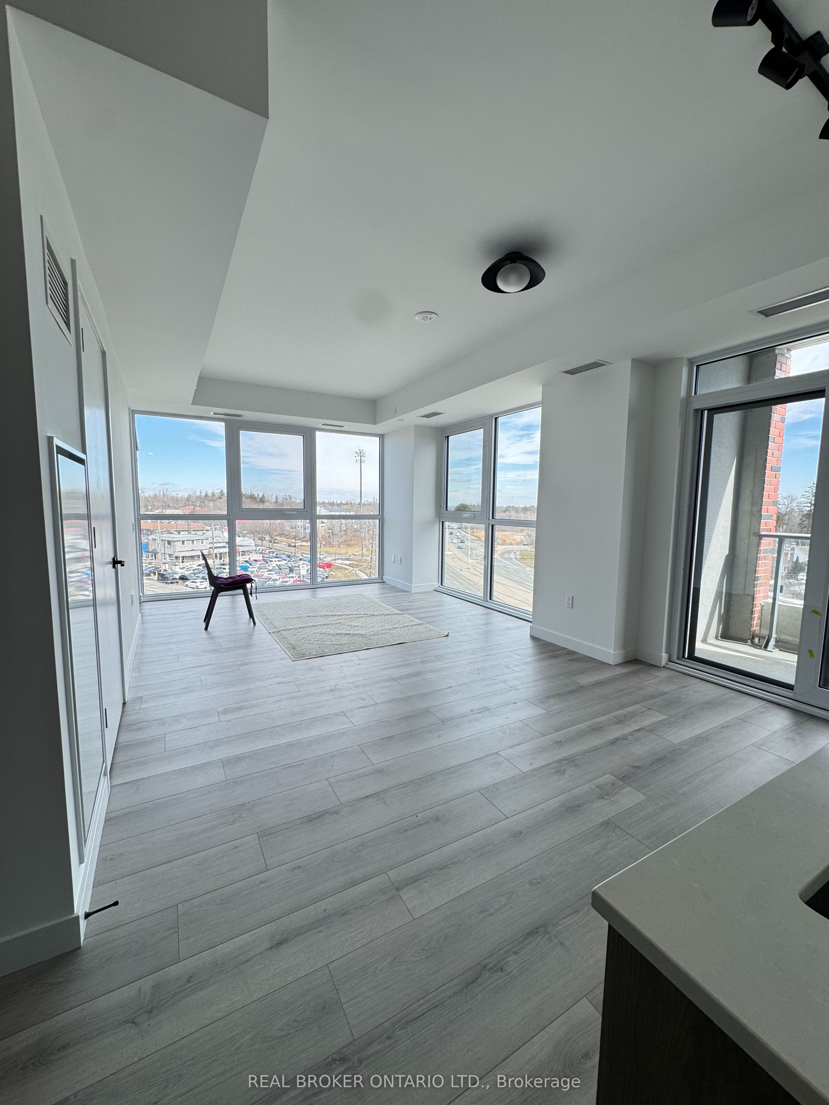 Unit 420 - 1635 Military Trail, Scarborough 4