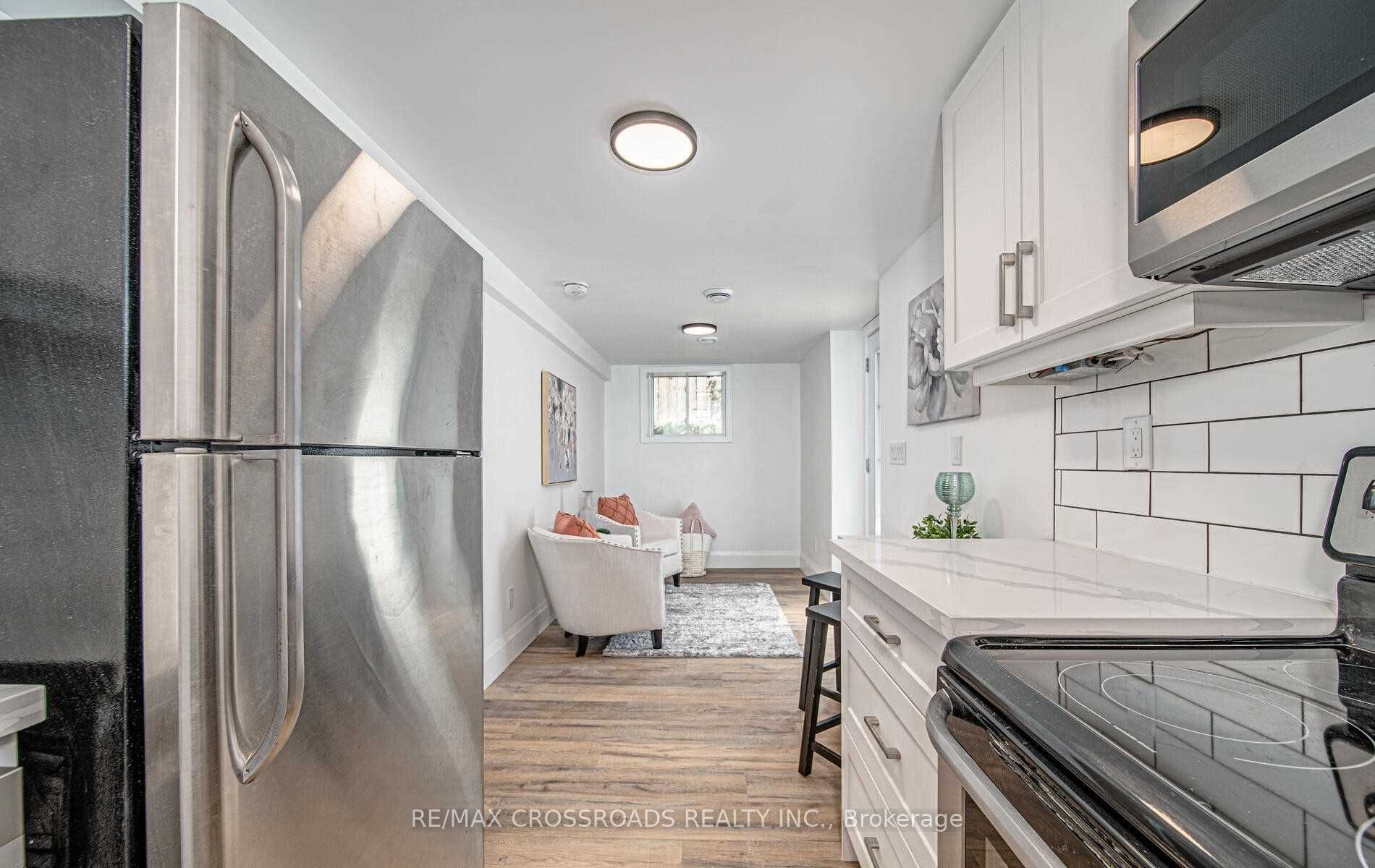 Unit Lower - 91 Mclaughlin Boulevard, Oshawa 4