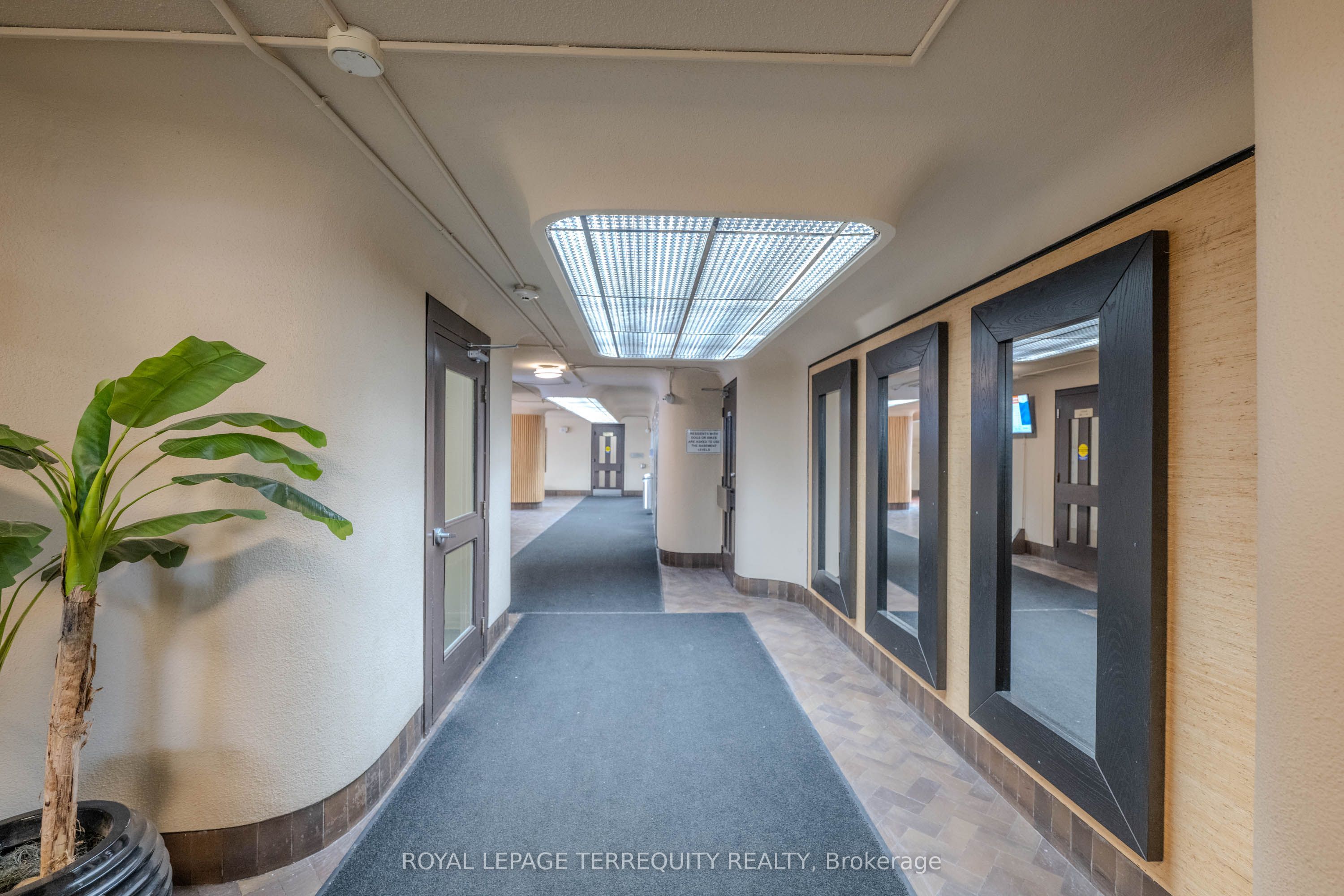 Unit 309 - 1 Massey Square, Toronto 4