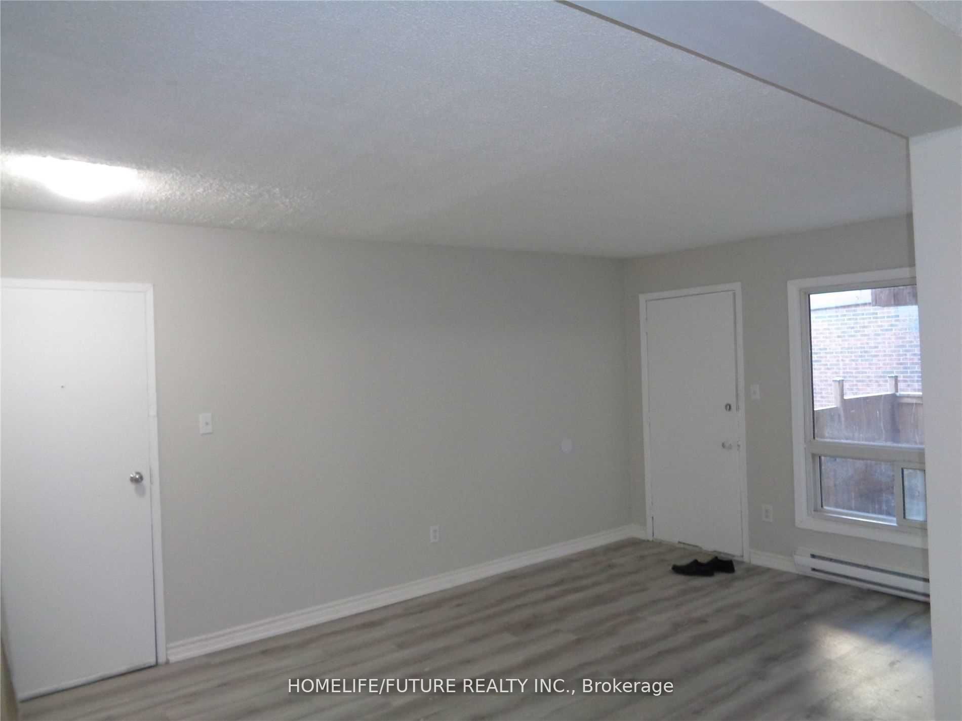 Unit 24 - 255 PORTER Street, Oshawa 2