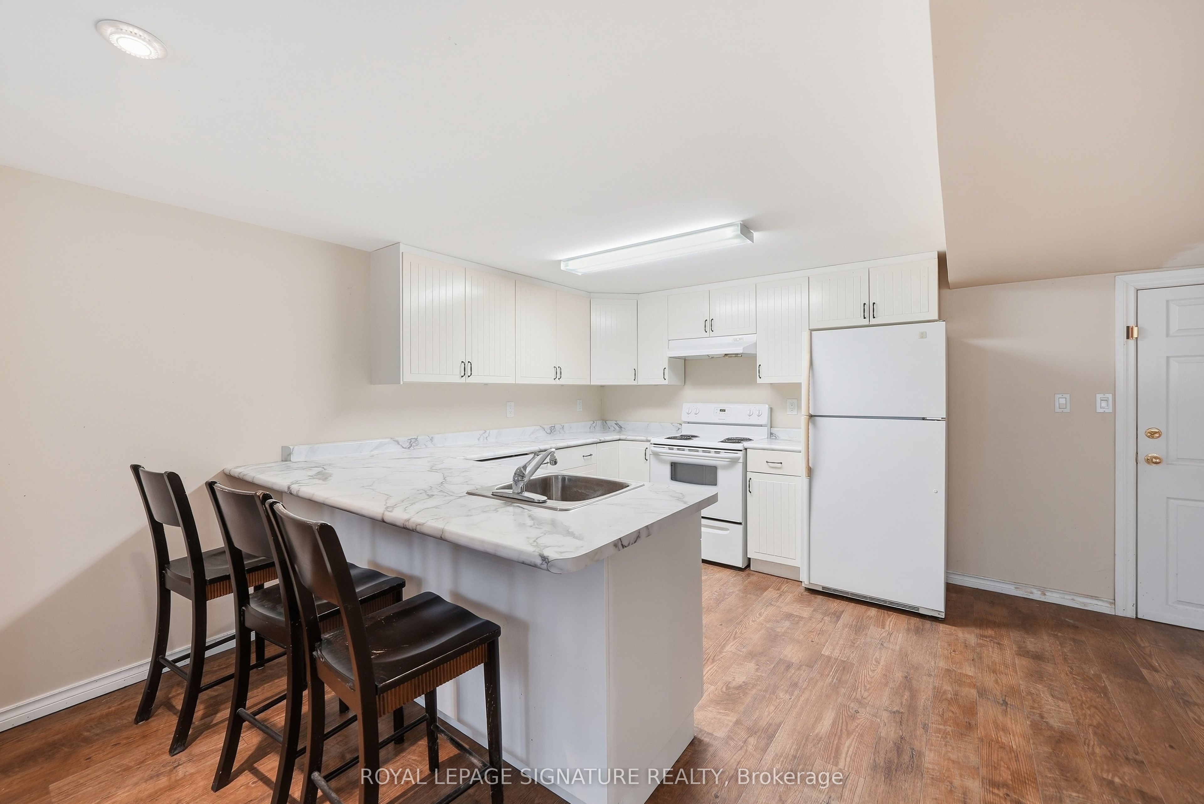 Unit Lower - 531 Rodd Avenue, Pickering 5