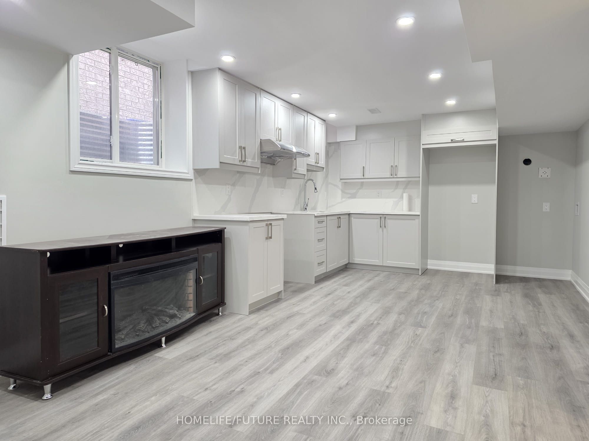 22 Headon Avenue, Ajax 3
