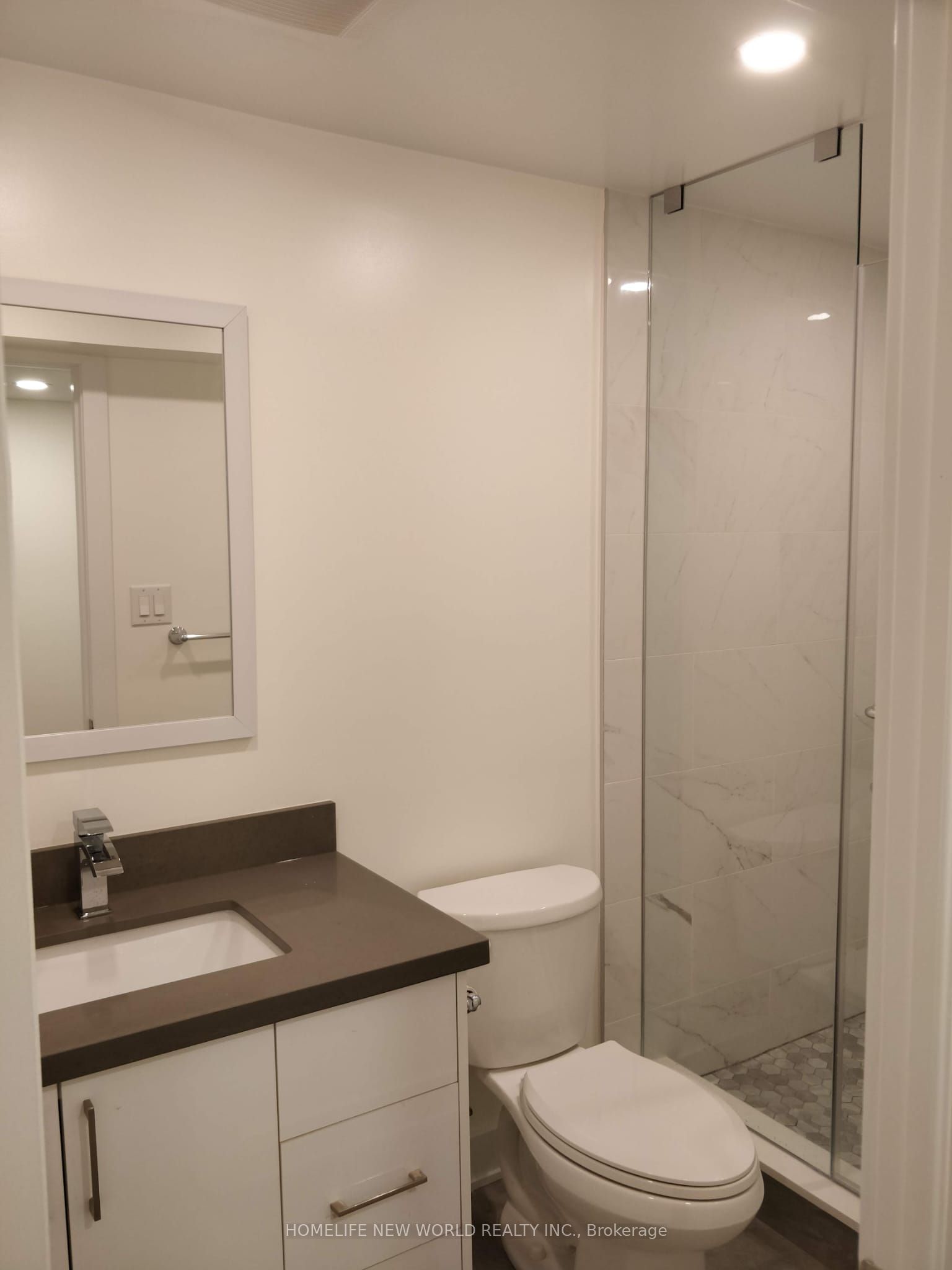 Unit Lower - 1185 Woodbine Avenue, Toronto 4