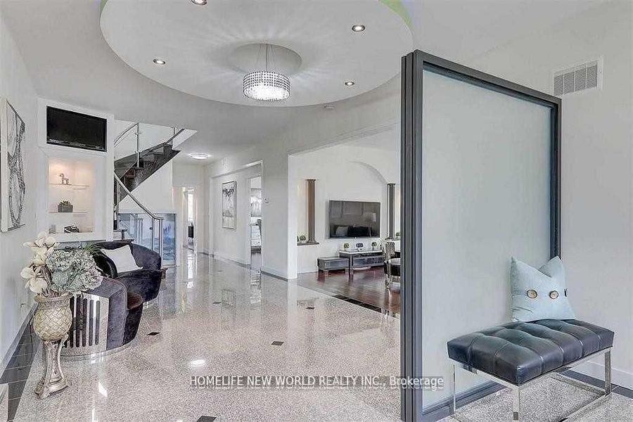 Unit upper - 30 Rural Avenue, Scarborough 2