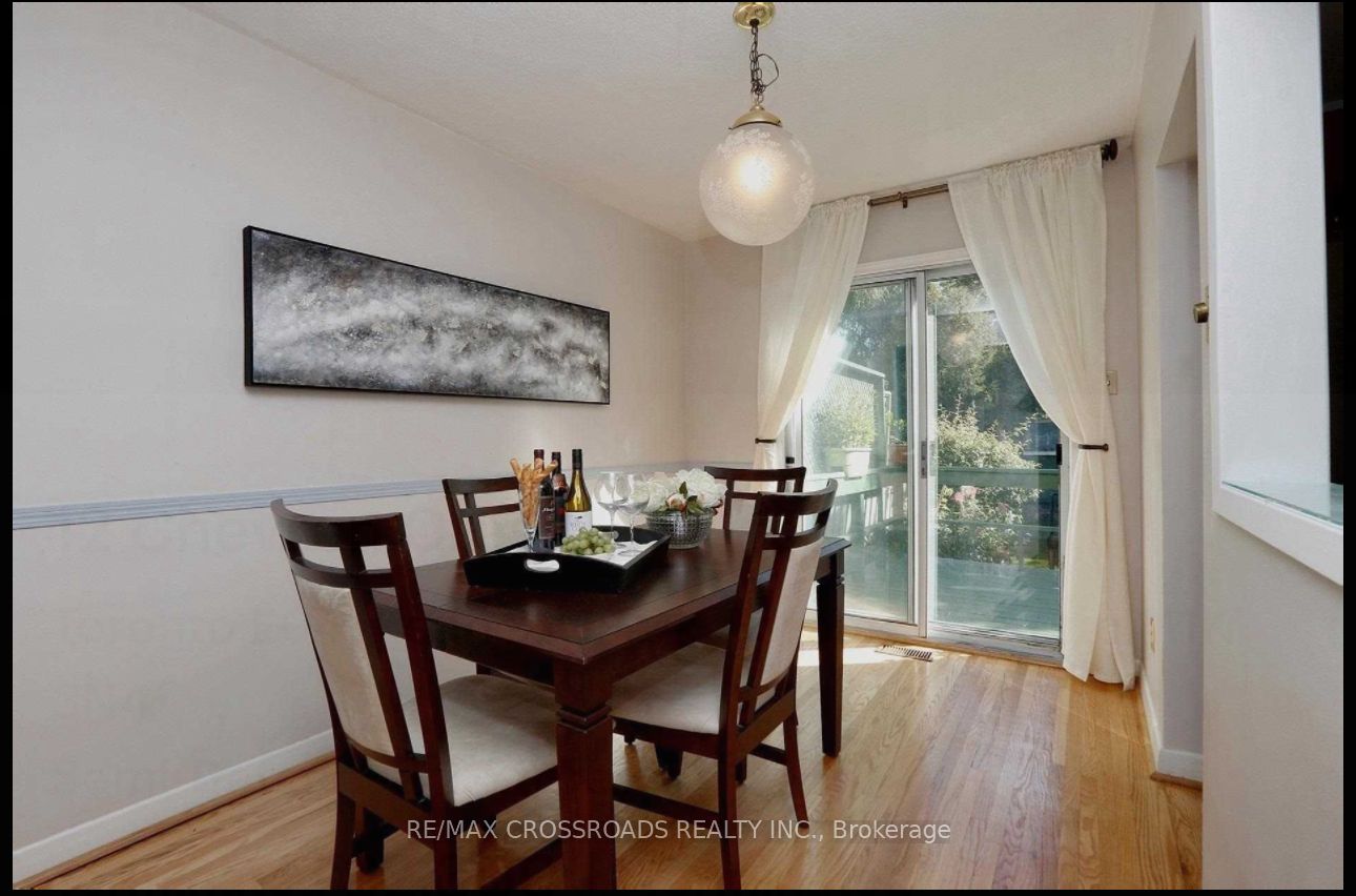 12 Chevron Crescent, Scarborough 3