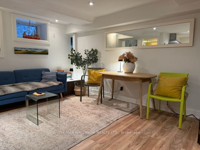 Unit basement - 18 Pape Avenue, Toronto 2