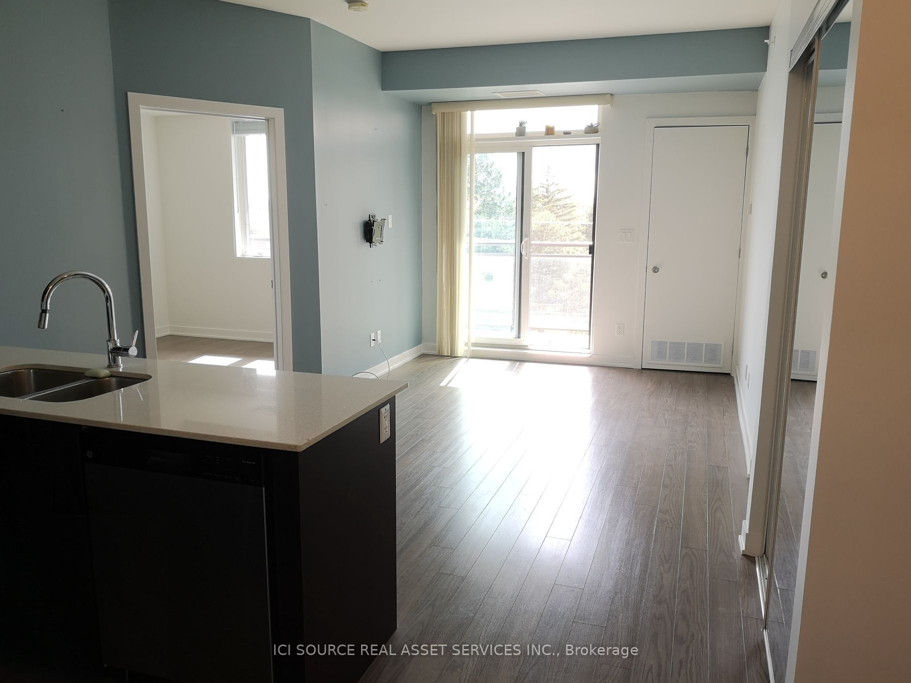 Unit 423 - 3560 St. Clair Avenue E, Scarborough 2