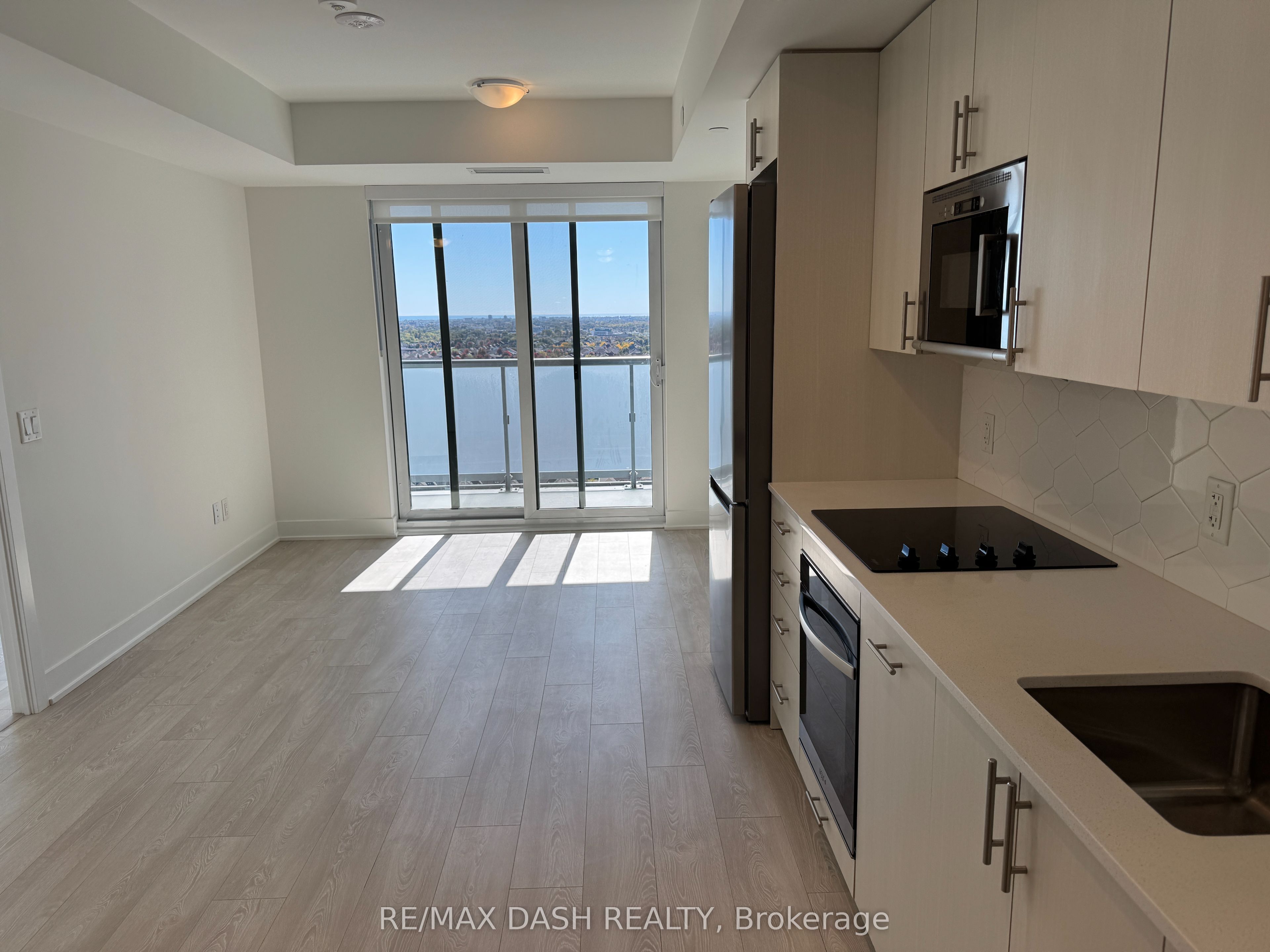 Unit 1622 - 2545 Simcoe Street N, Oshawa 5
