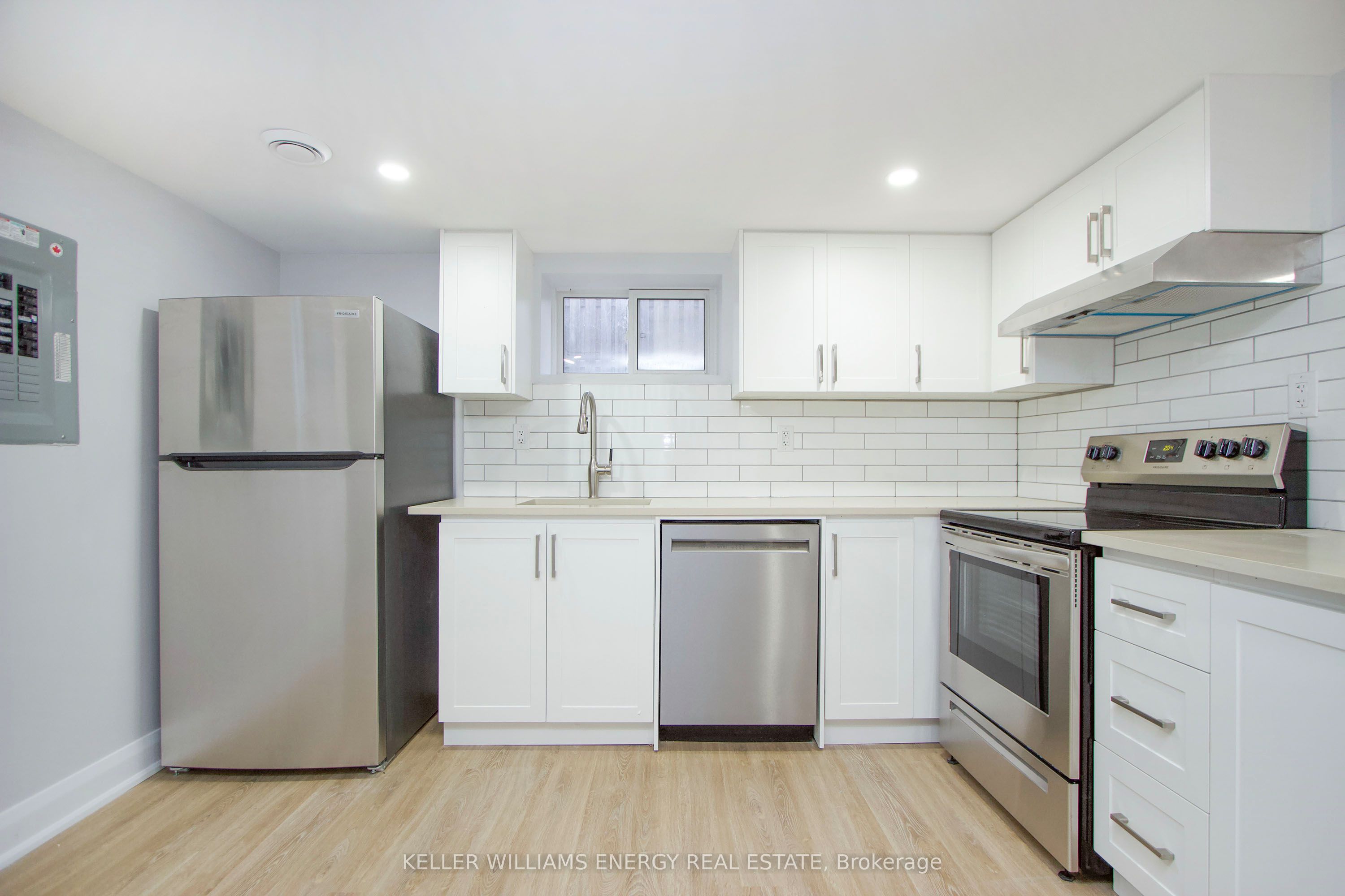 Unit Lower - 574 Olive Avenue, Oshawa 4