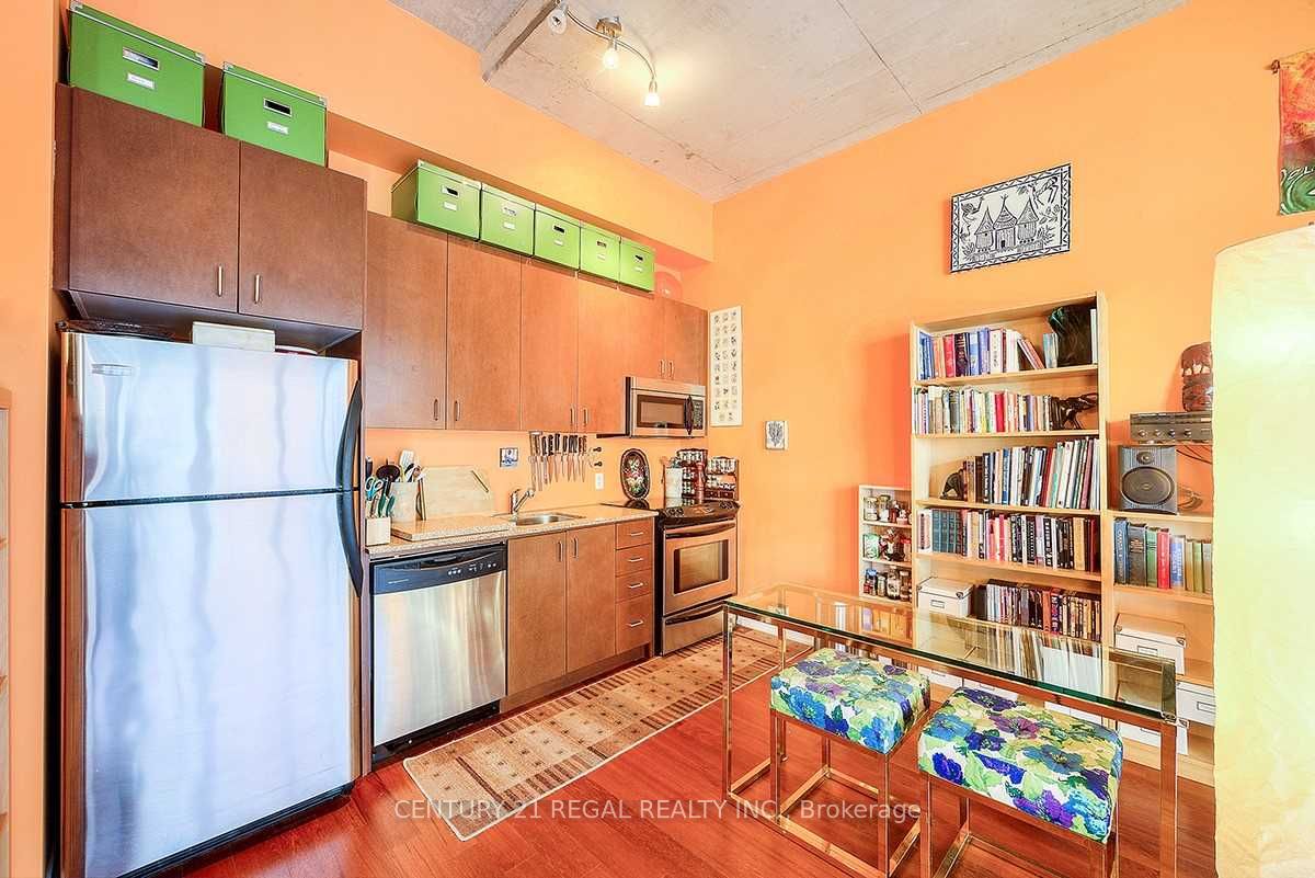 Unit 205 - 201 Carlaw Avenue, Toronto 3