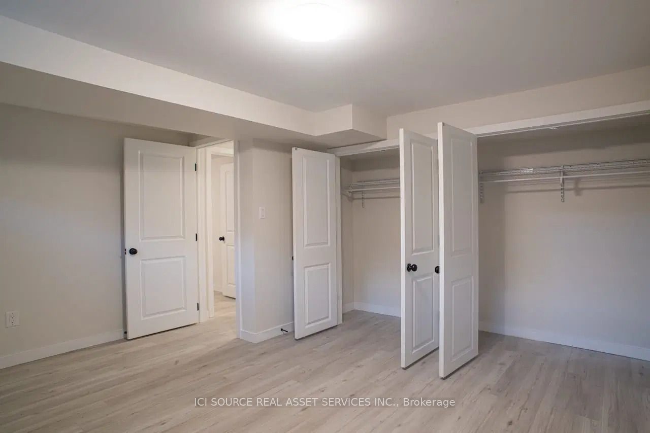 Unit B - 200 John Street W, Bradford West Gwillimbury 4