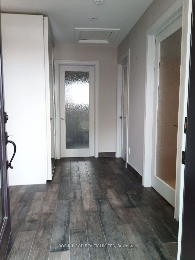 Unit Rear - 15 Gayla Street S, Vaughan 5