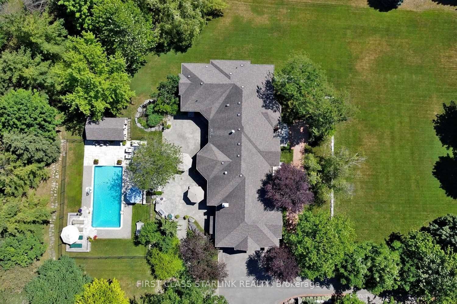38 Kensington Drive, Richmond Hill 2