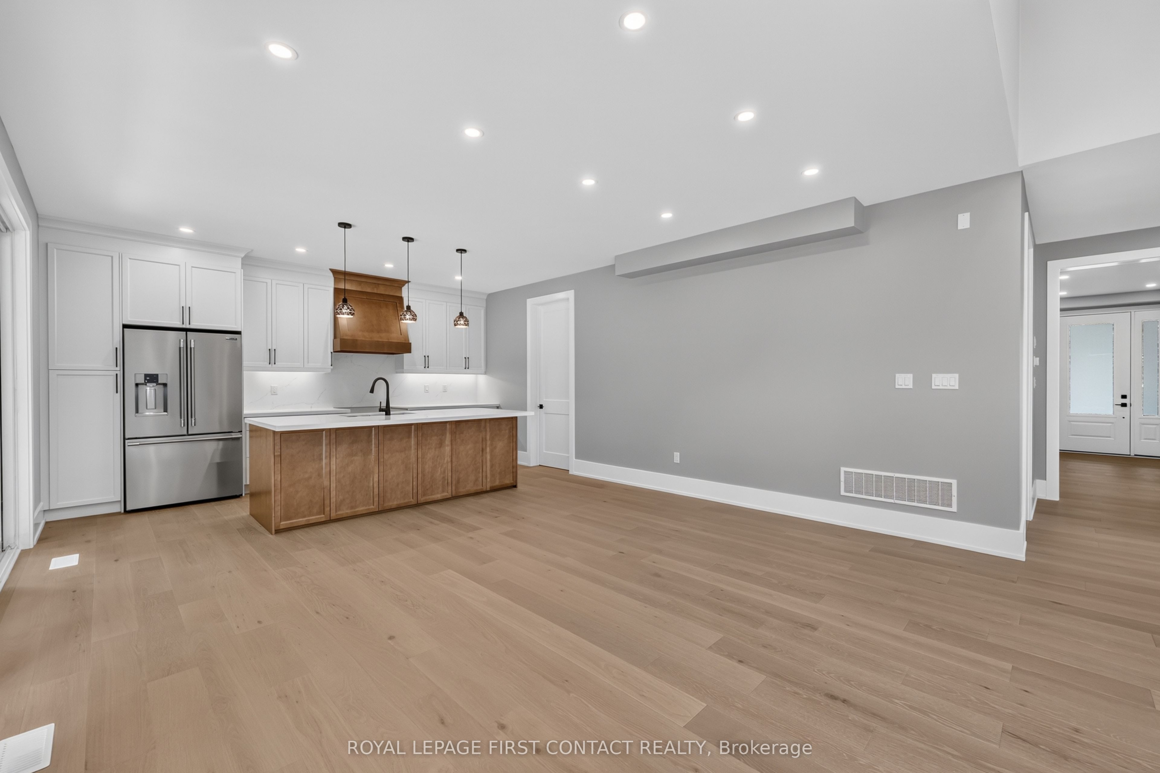 Unit Upper - 929 7th Line, Innisfil 4