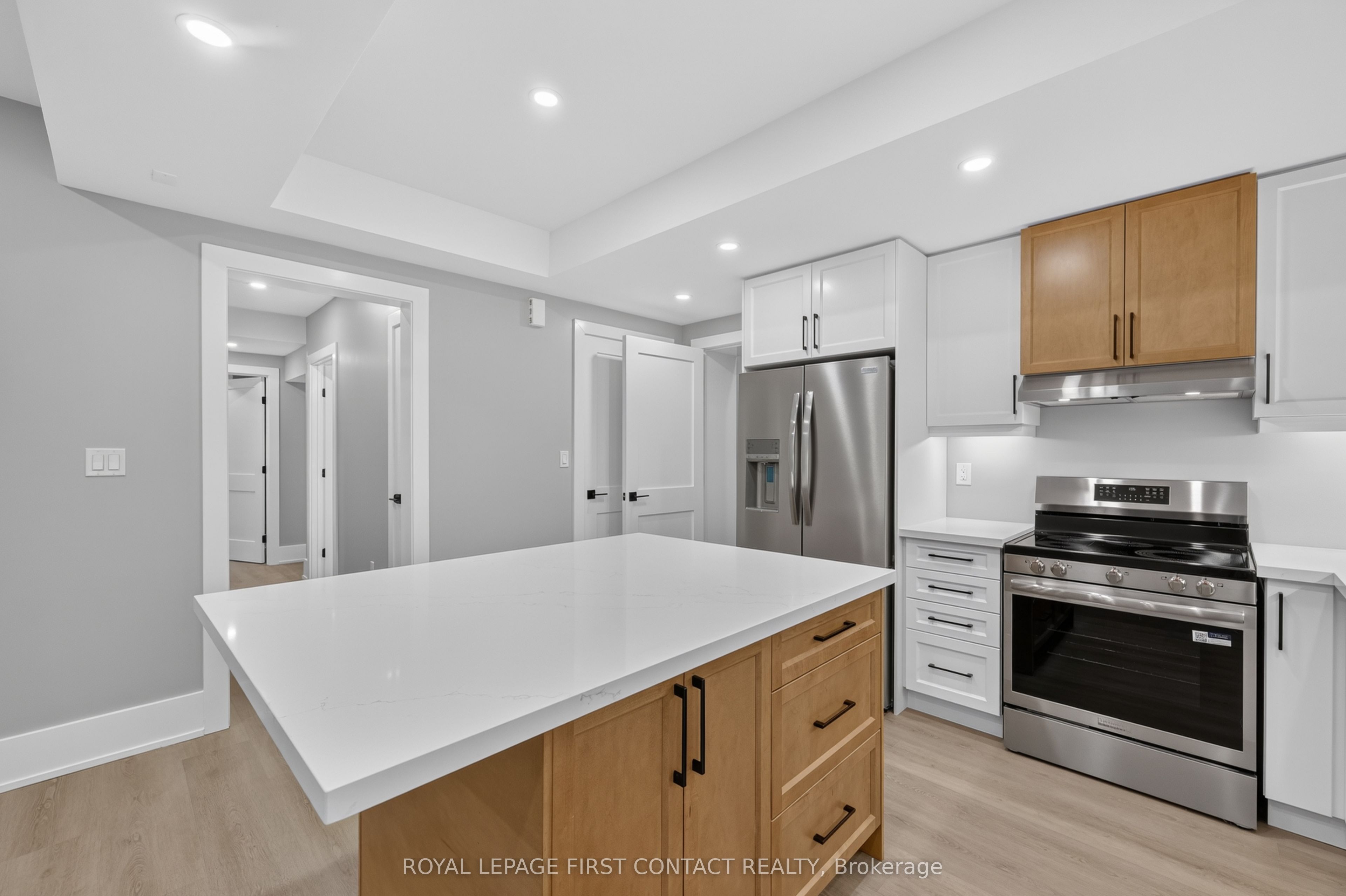 Unit Lower - 933 7th Line, Innisfil 2