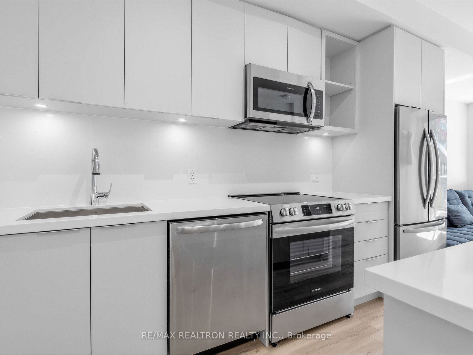 Unit 250 - 333 Sunseeker Avenue, Innisfil 2