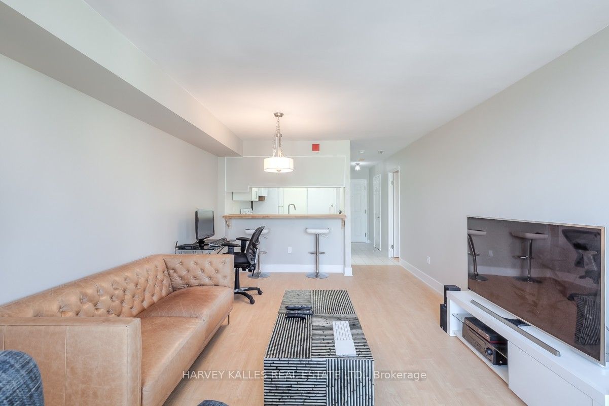 Unit 710 - 175 Cedar Avenue, Richmond Hill 2