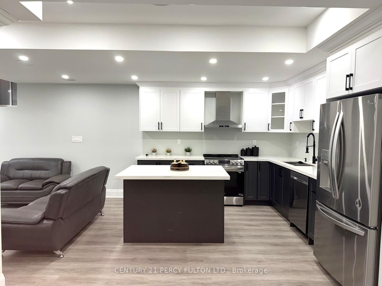 Unit Bsmt - 12 Chesney Crescent, Vaughan 3