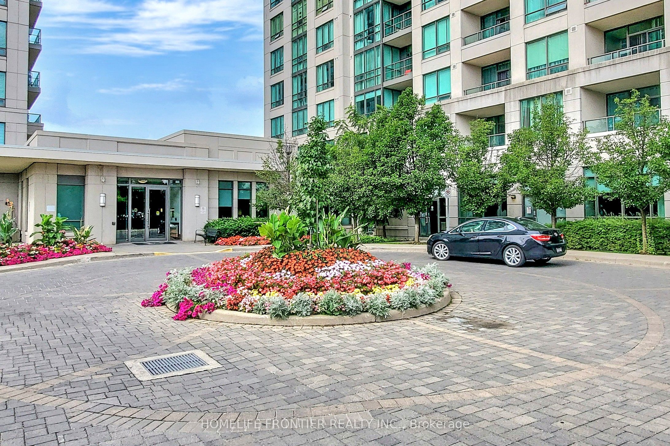 Unit 610 - 100 Promenade Circle, Vaughan 5