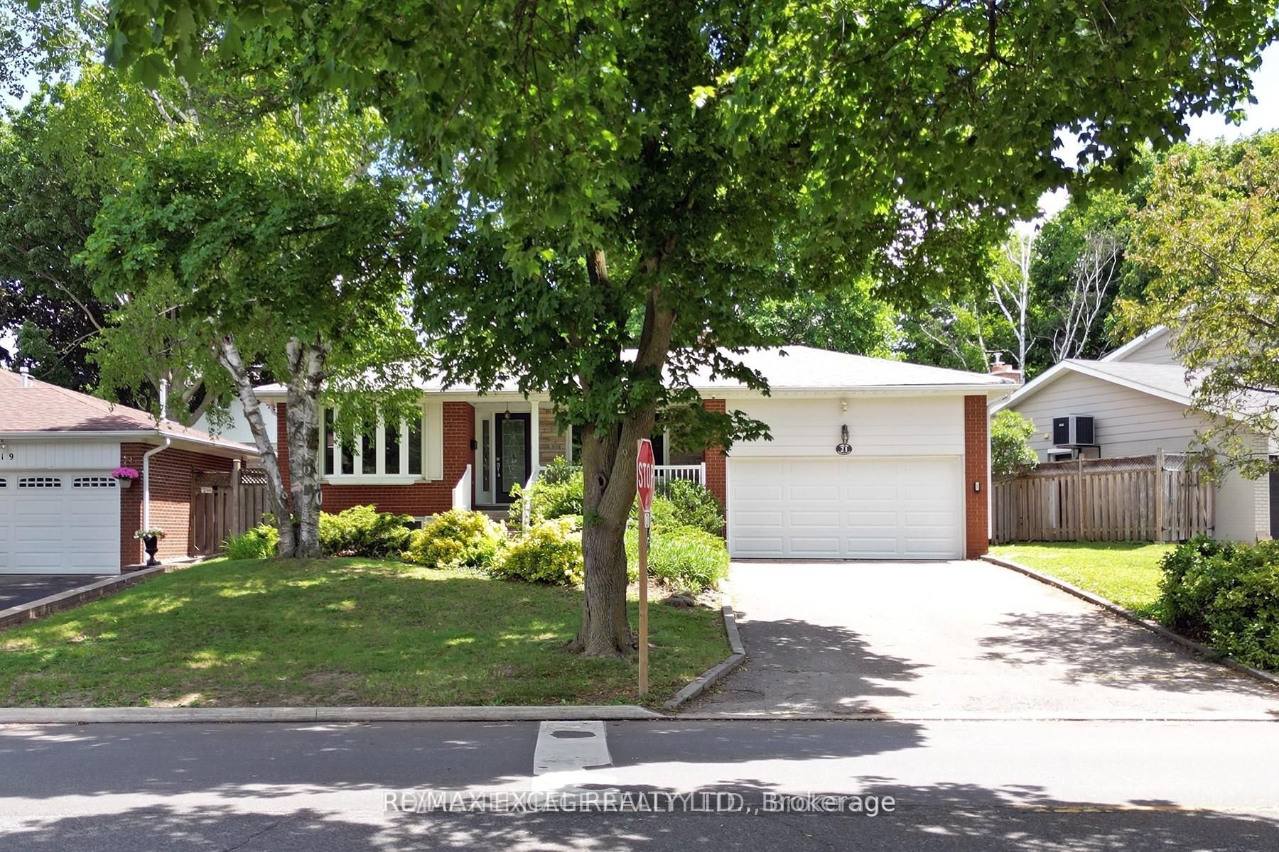 Unit Bsmt - 21 Wootten Way, Markham 2