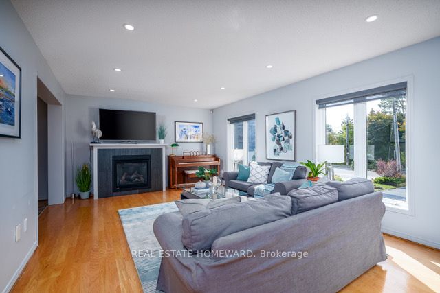 Unit Main - 145 Carlson Drive, Newmarket 5