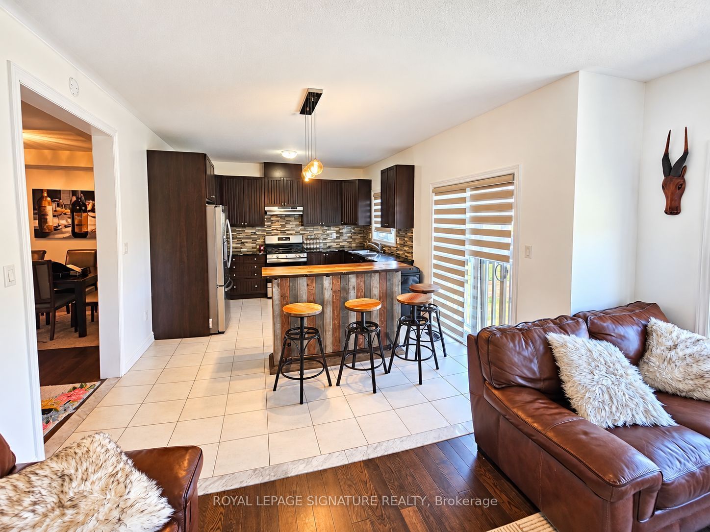 102 Terry Clayton Avenue, Brock 5