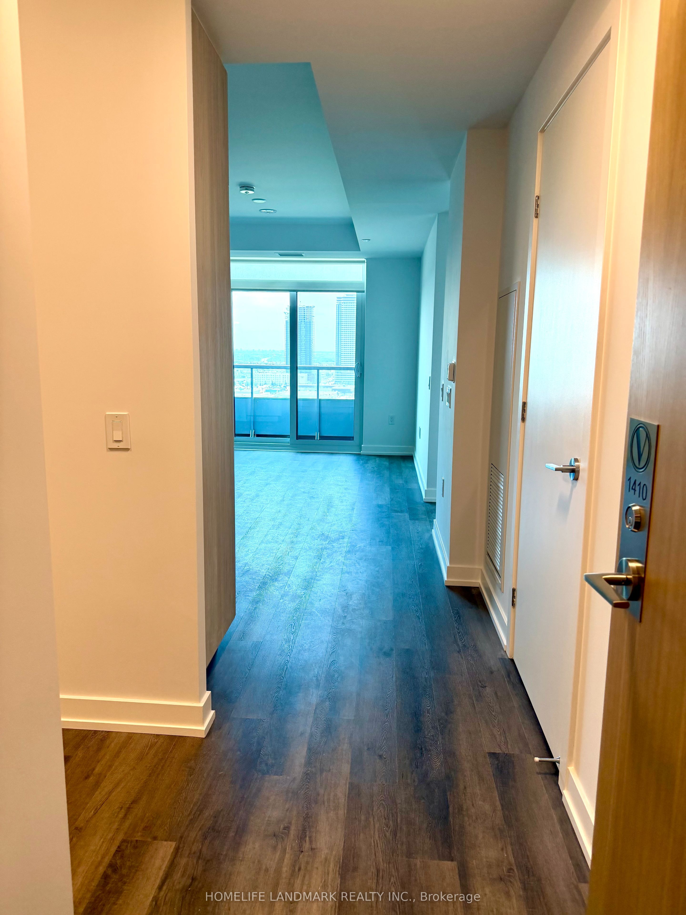 Unit 1810 - 5 Meadowdale Road, Vaughan 2