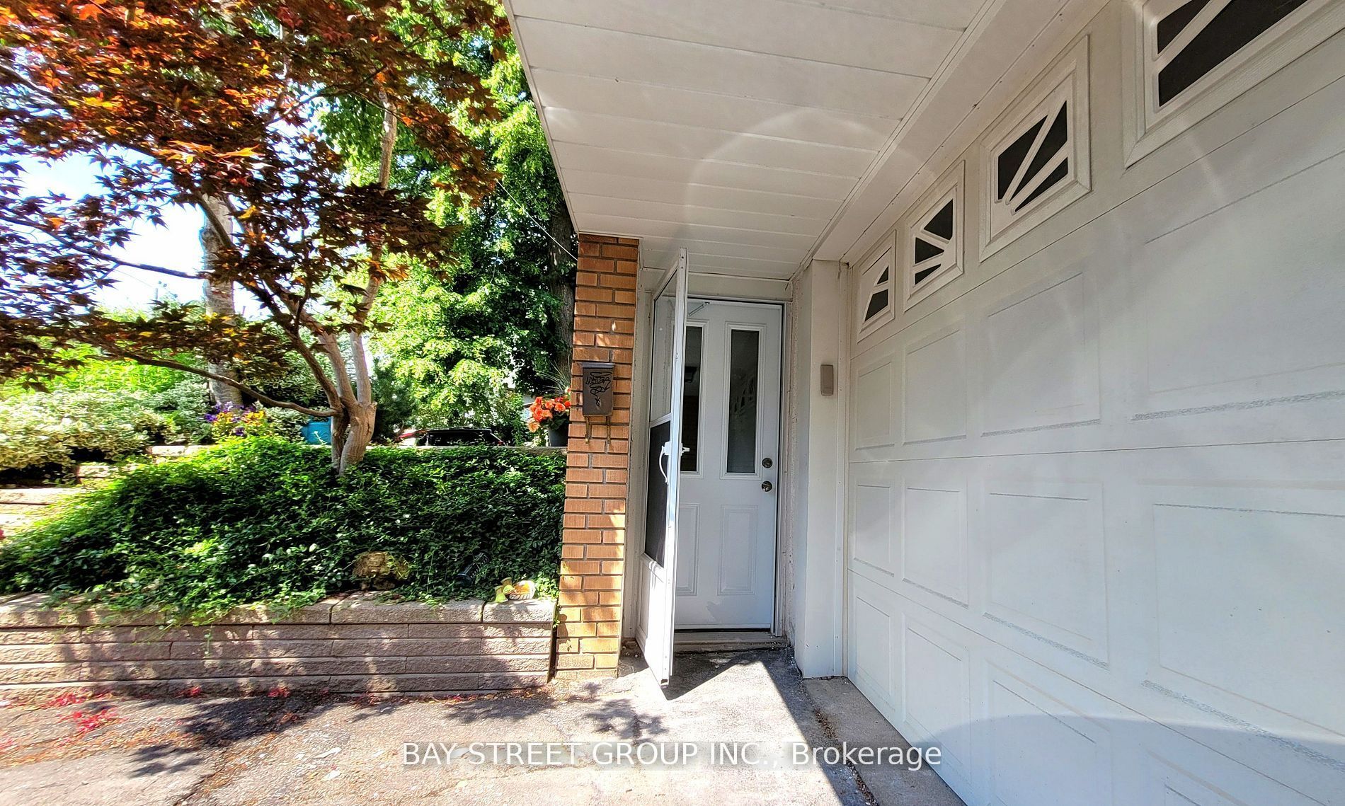 Unit Lower - 37 Sir Bodwin Place, Markham 2
