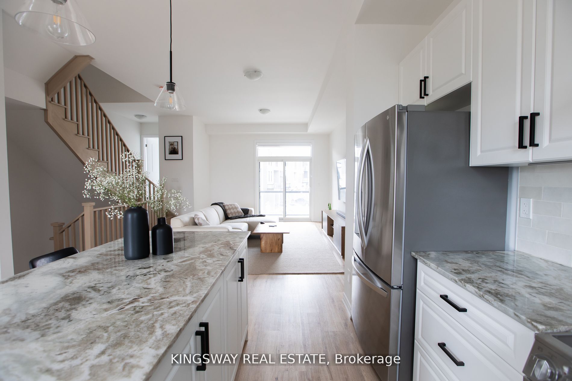 27 Paradox Street, Vaughan 2