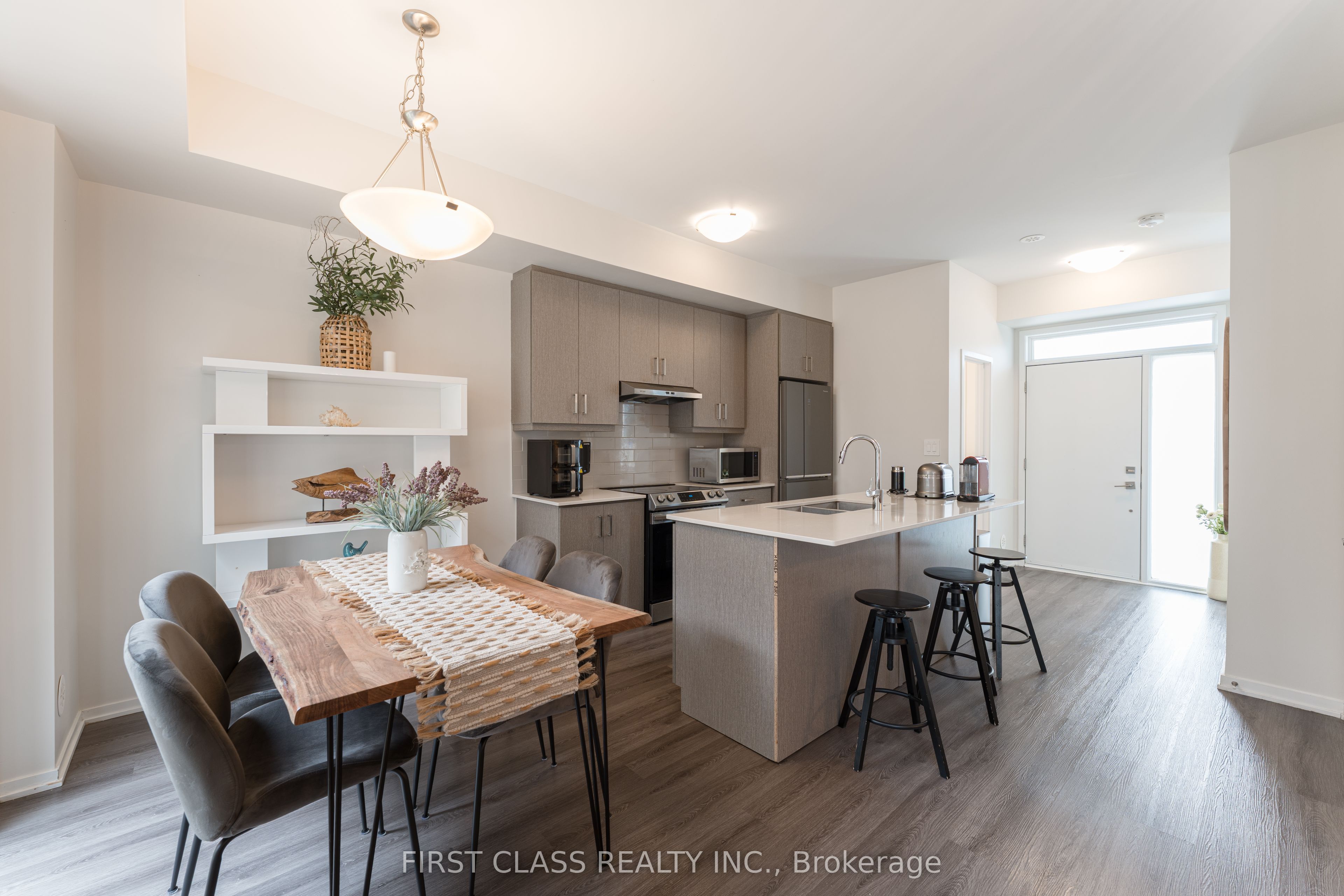 67 Mable Smith Way, Vaughan 4