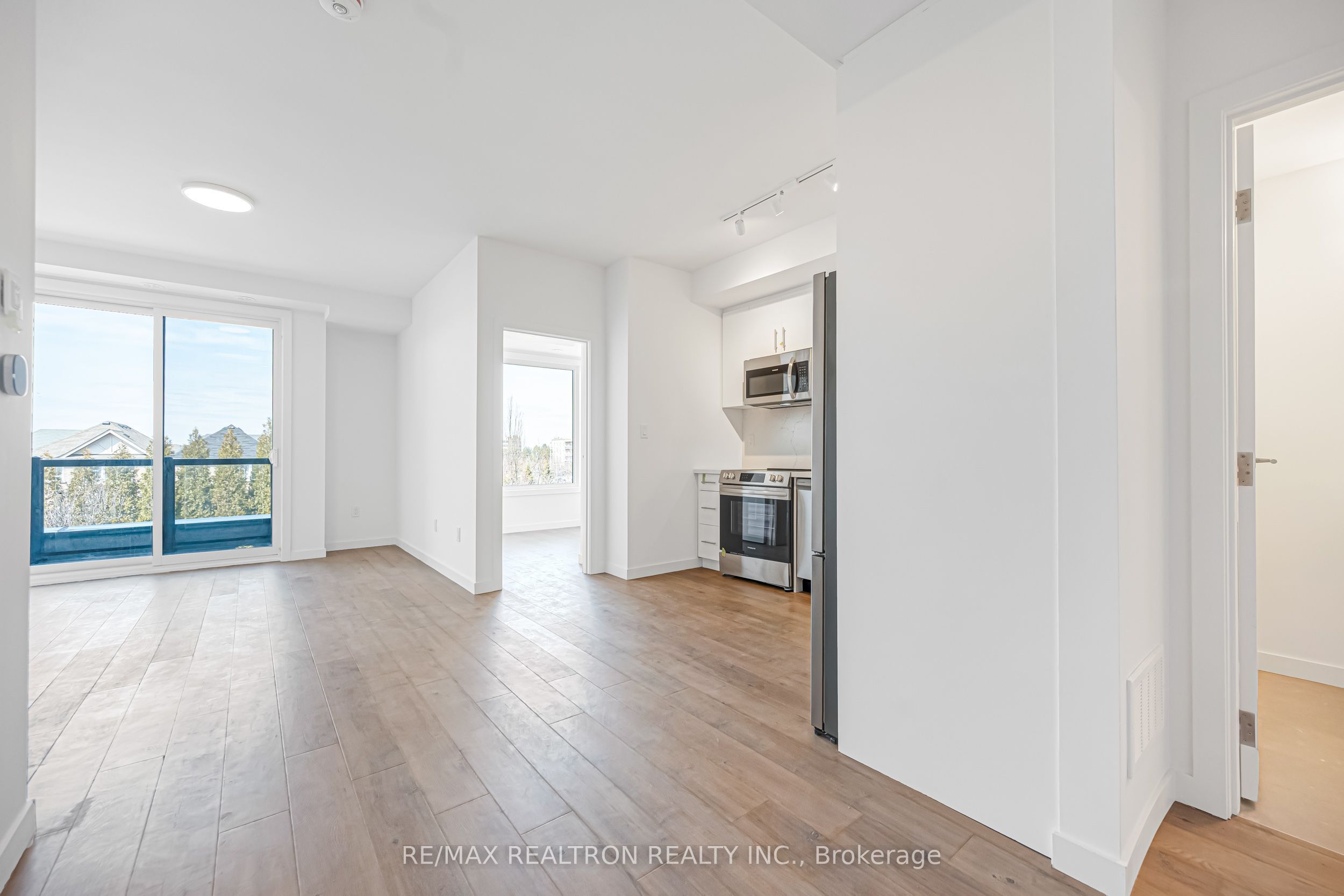 Unit 107 - 3175 Denison Street, Markham 3