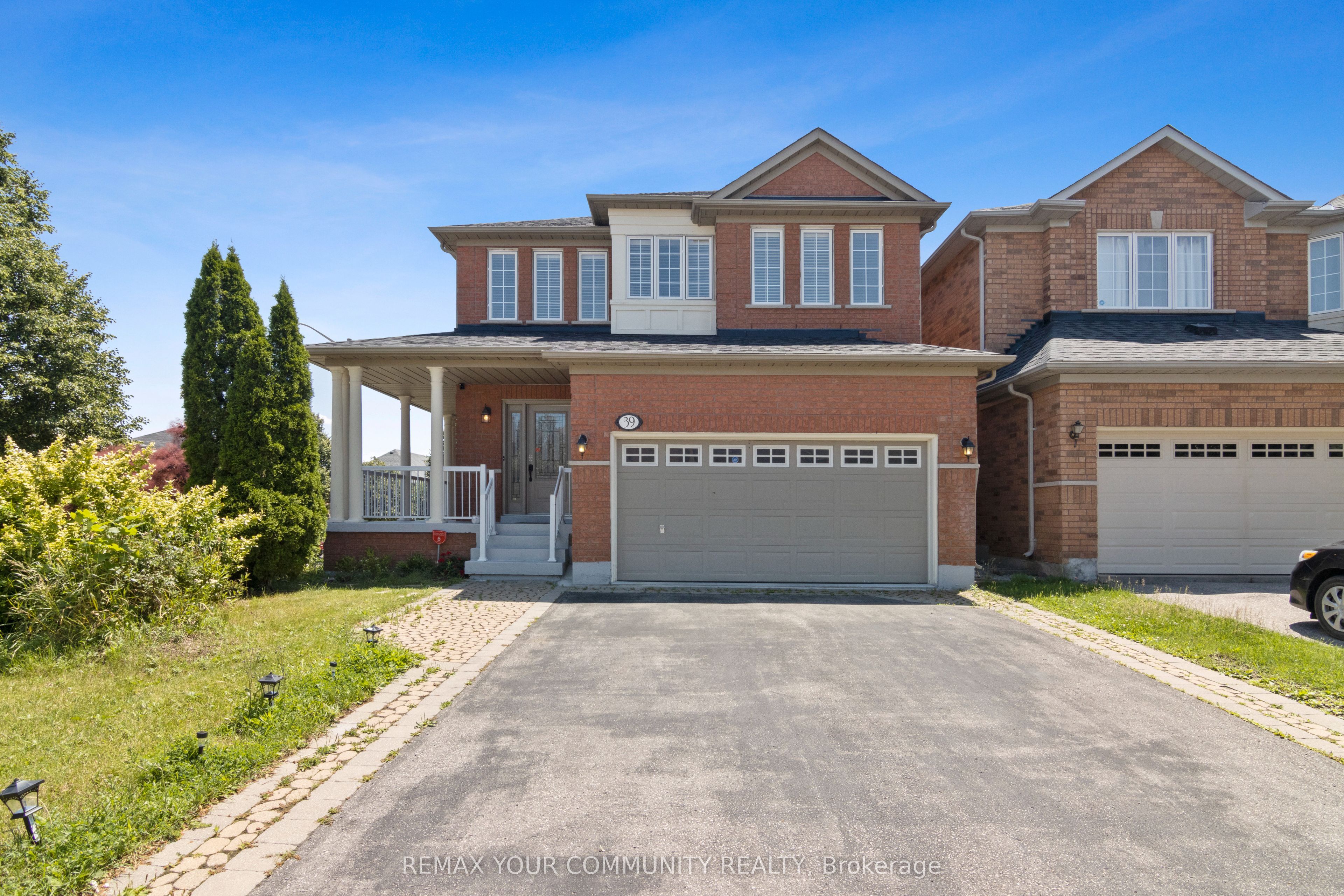 39 Lark Crescent, Richmond Hill 2