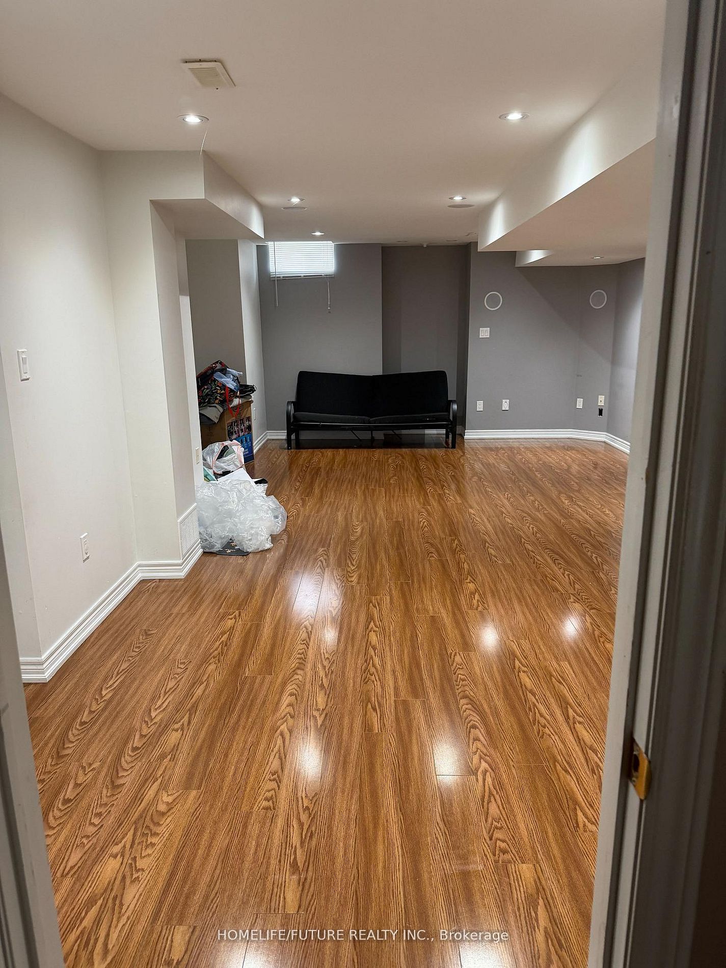 Unit Bsmt - 3 Cabin Trail Crescent, Whitchurch-Stouffville 2