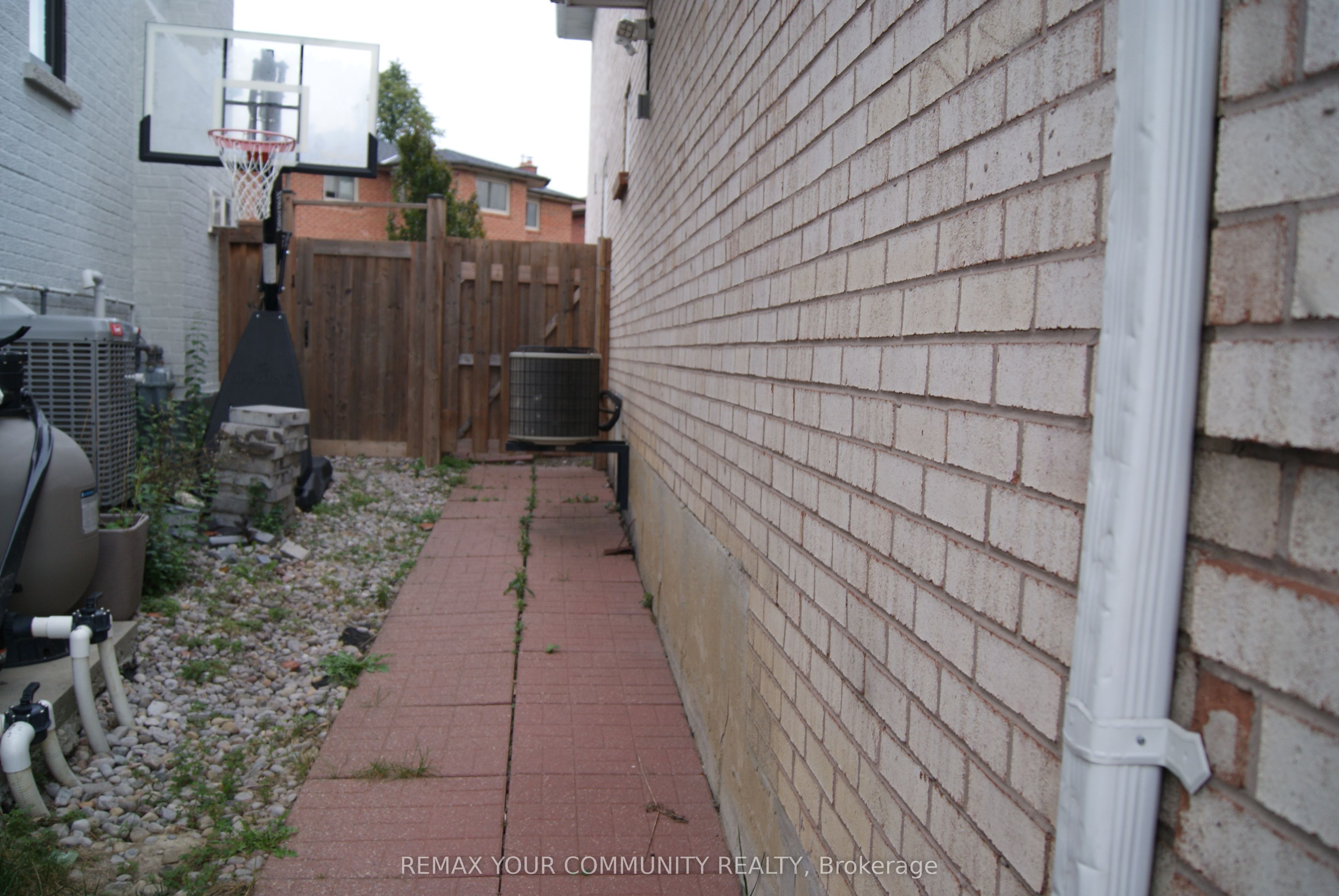53 Lamar Street, Vaughan 2