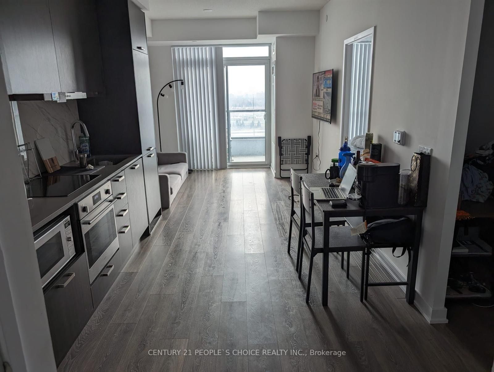 Unit 1706 - 38 Honeycrisp Crescent, Vaughan 2