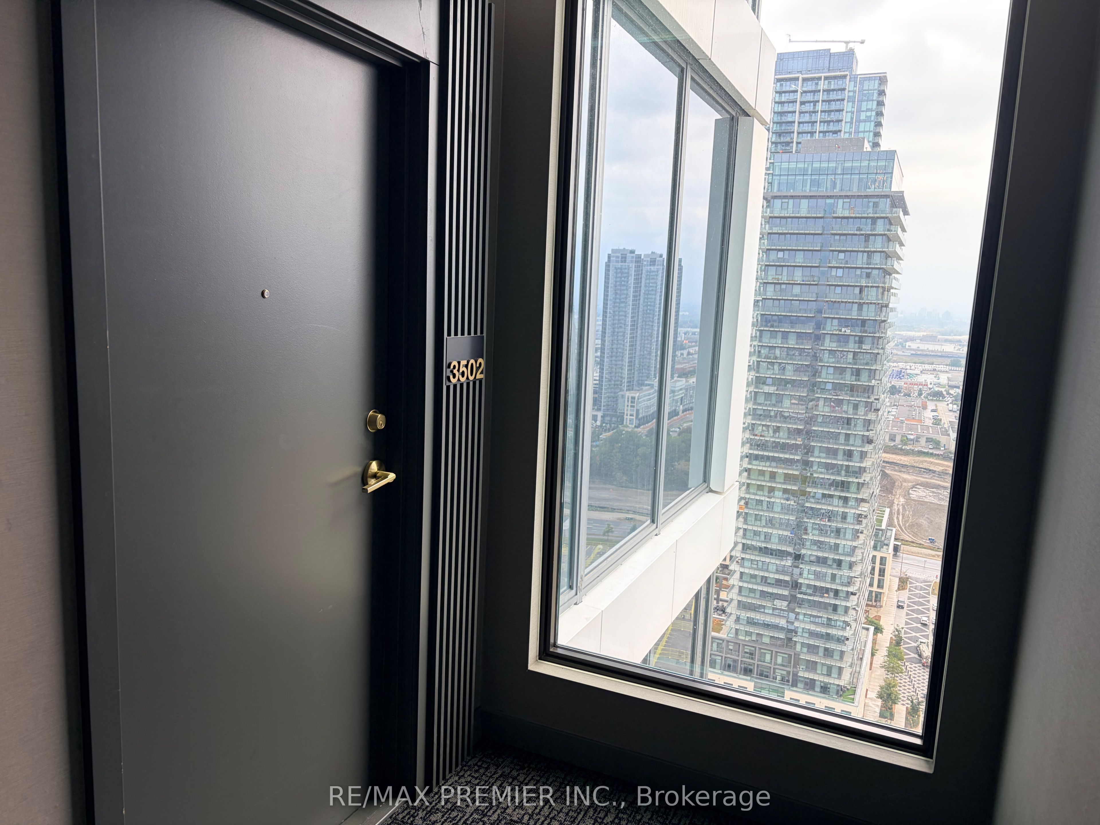 Unit 3502 - 5 Buttermill Avenue, Vaughan 2