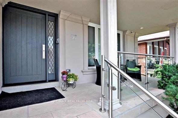 Unit Main & Lower - 57 Oxford Street, Richmond Hill 2