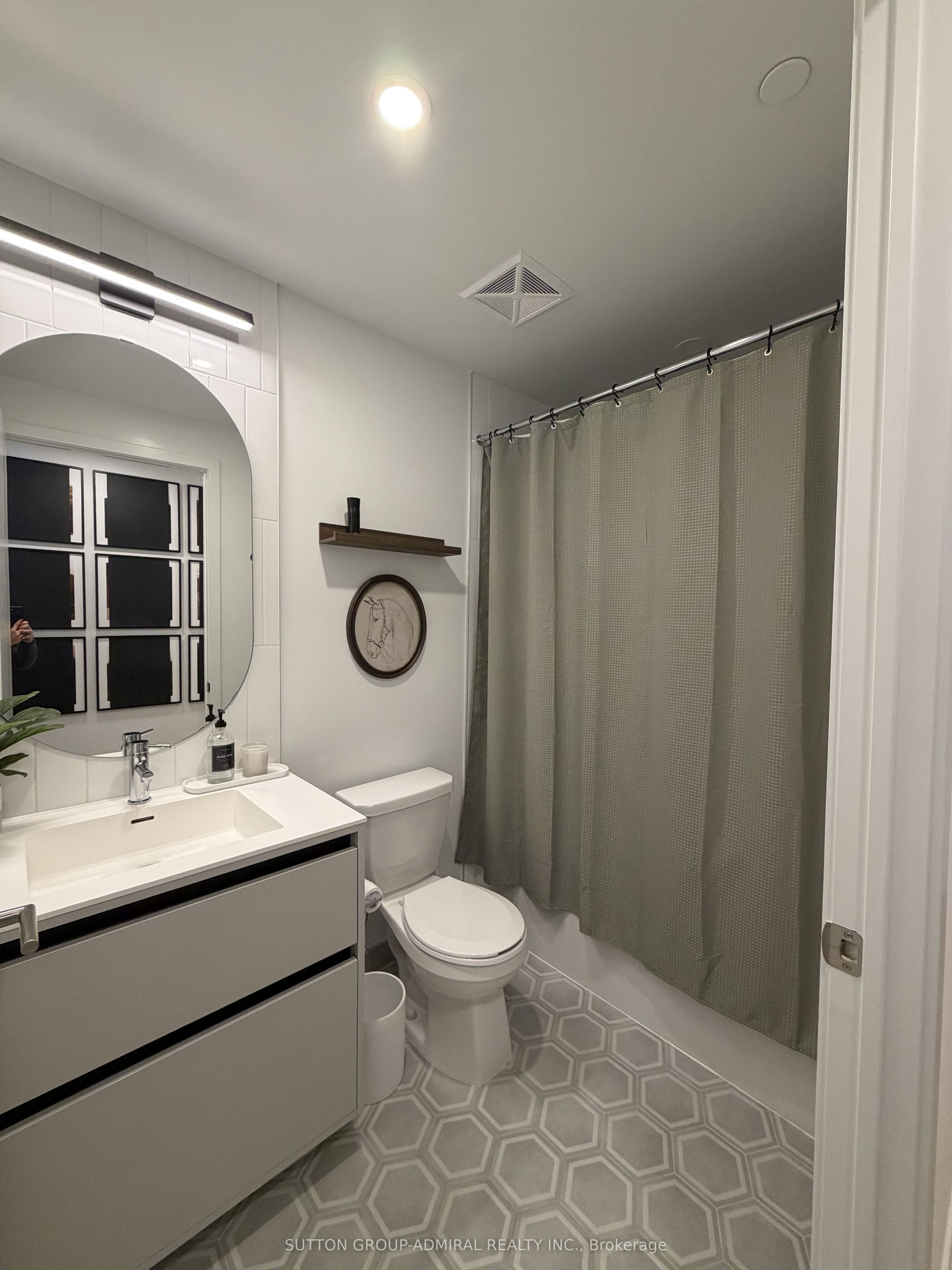 Unit 1501 - 7950 Bathurst Street, Vaughan 3